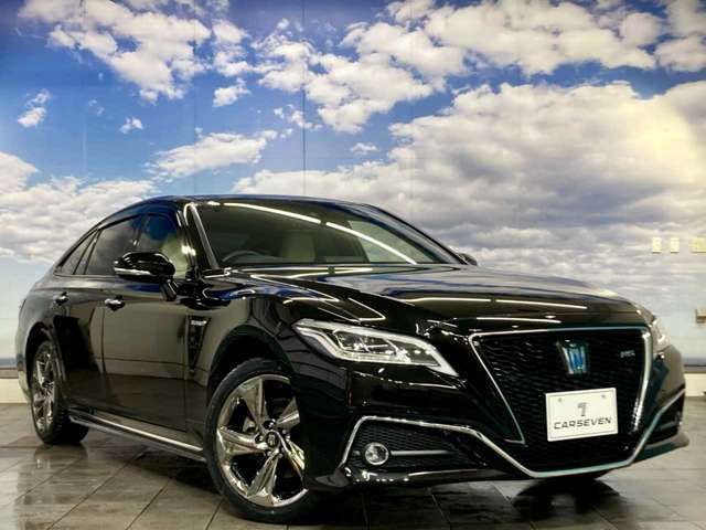 CROWN sedan hybrid 4WD
