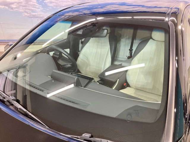 CROWN sedan hybrid 4WD