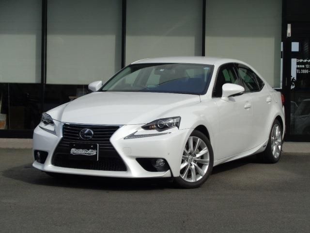 LEXUS IS300h