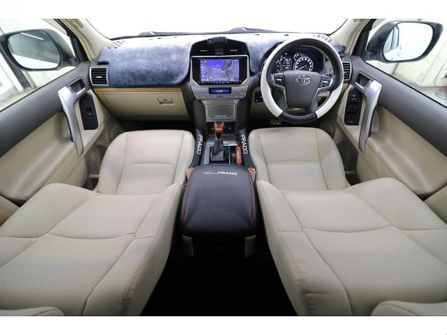 LANDCRUISER PRADO