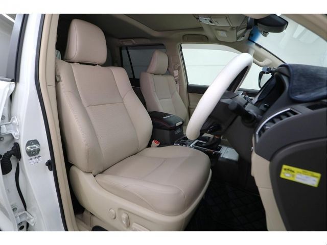LANDCRUISER PRADO