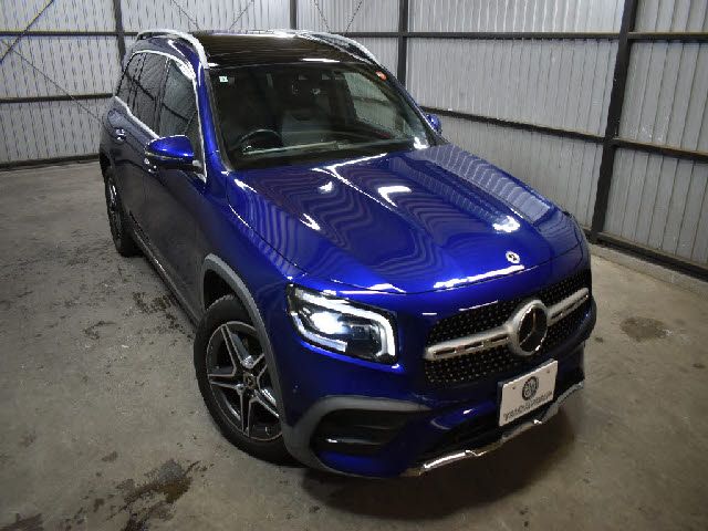 MERCEDES BENZ GLB