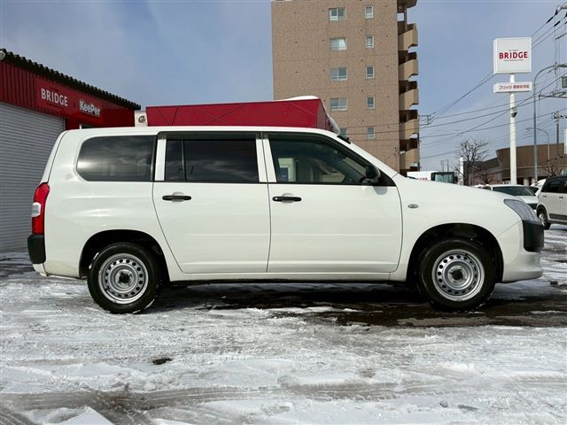 SUCCEED van 4WD