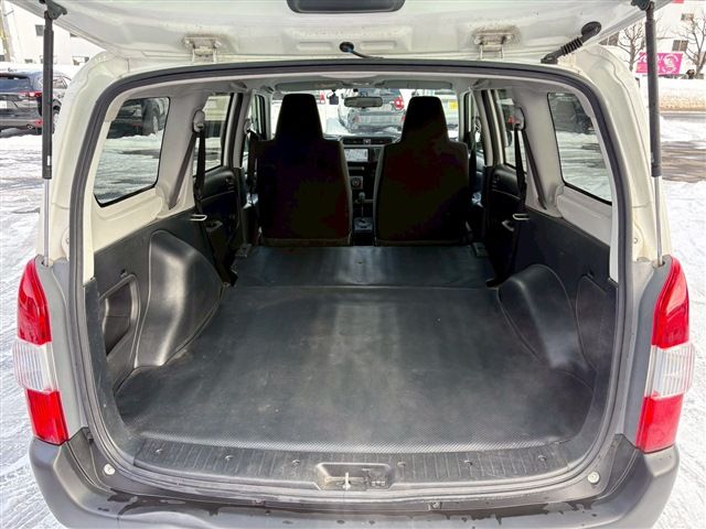 SUCCEED van 4WD