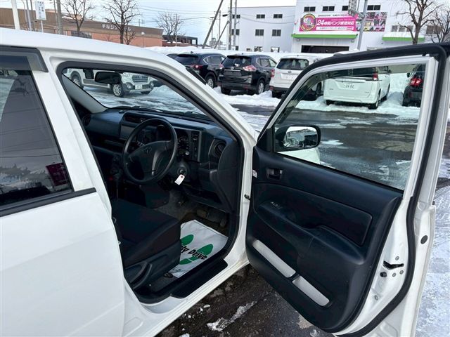 SUCCEED van 4WD