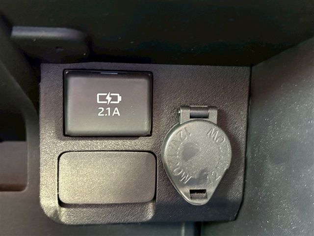 SUCCEED van 4WD