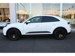 PORSCHE Macan Electric