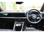 PORSCHE Macan Electric