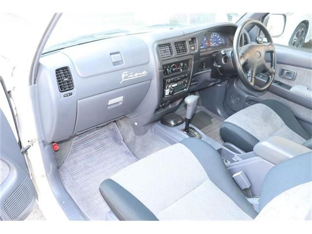 HILUX 2WD