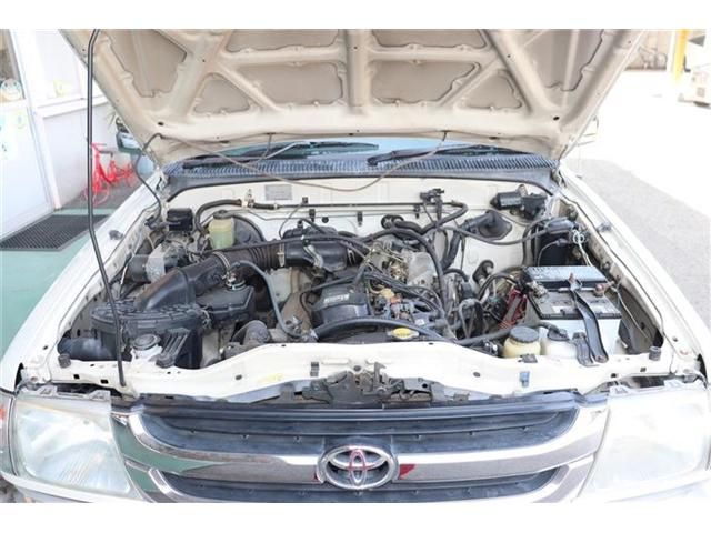 HILUX 2WD