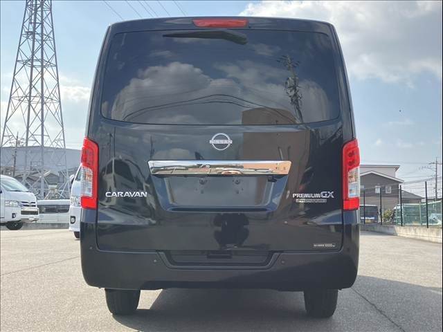 CARAVAN van 2WD