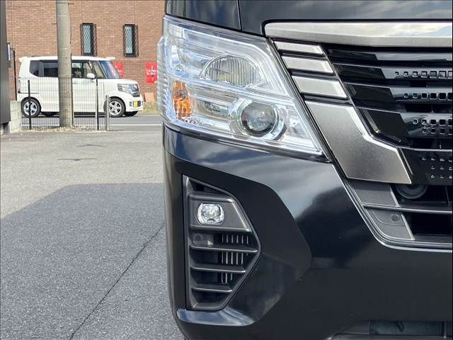 CARAVAN van 2WD