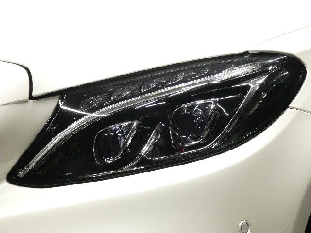 MERCEDES BENZ C-Class sedan