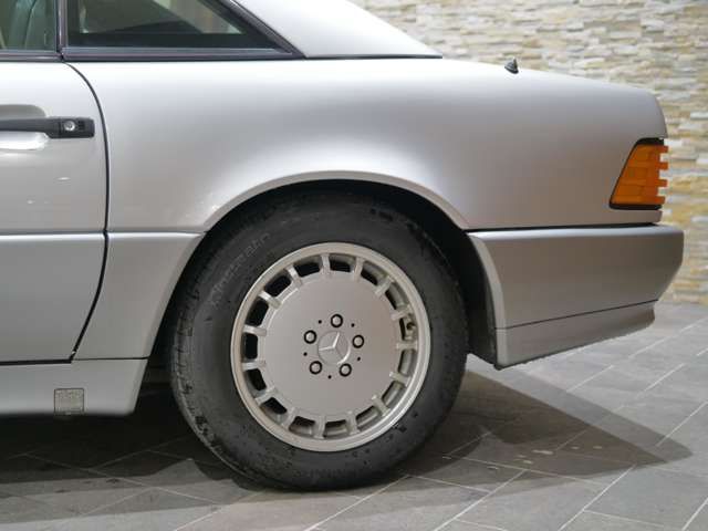 MERCEDES BENZ SL class