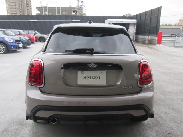 MINI COOPER D 5DOOR