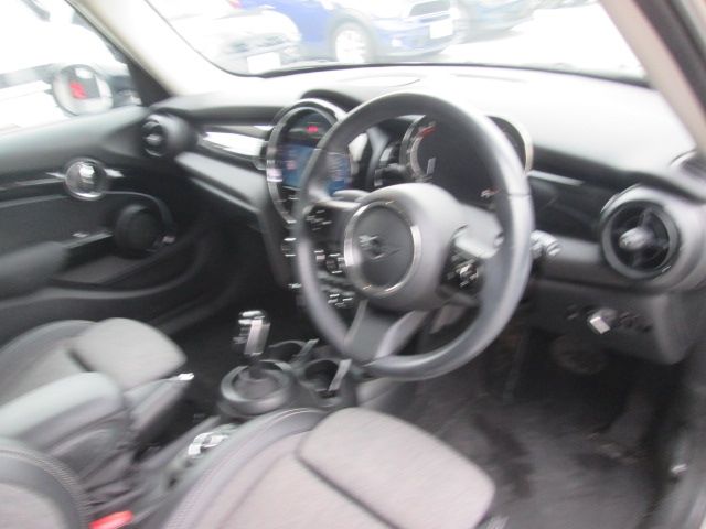 MINI COOPER D 5DOOR