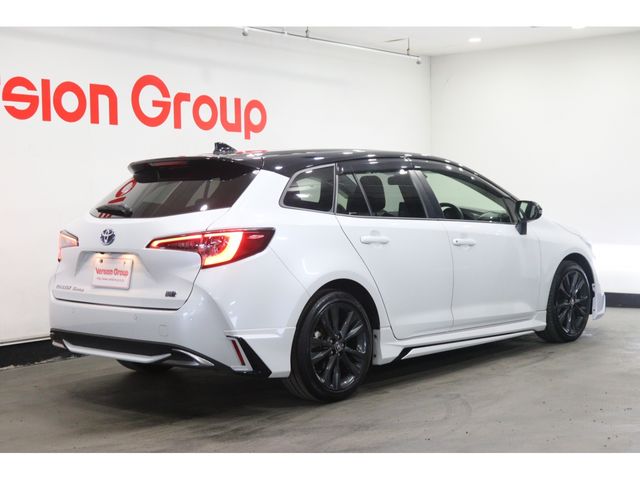 COROLLA TOURING HYBRID