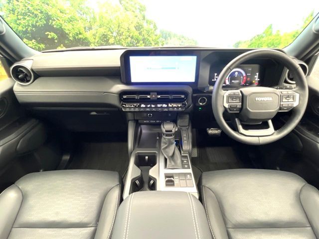 LANDCRUISER 250
