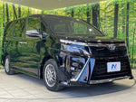 VOXY HYBRID