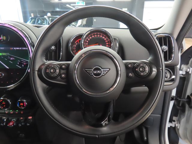 MINI COOPER D CROSSOVER