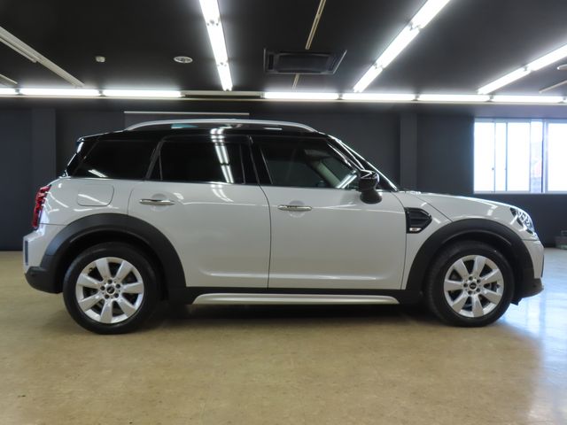 MINI COOPER D CROSSOVER