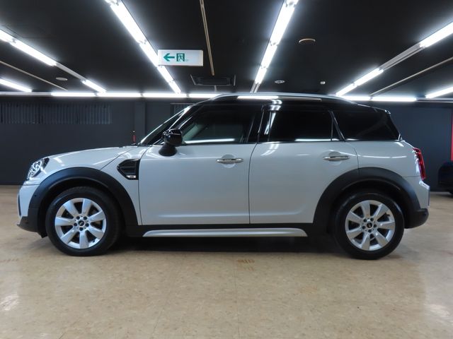 MINI COOPER D CROSSOVER