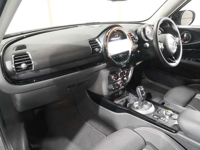 MINI COOPER S CLUBMAN