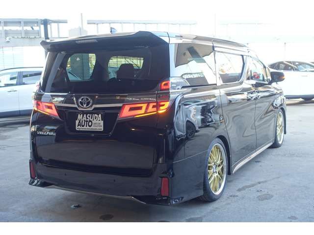 VELLFIRE