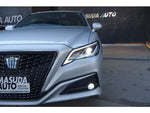 CROWN sedan hybrid