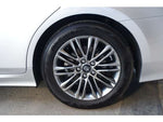 CROWN sedan hybrid