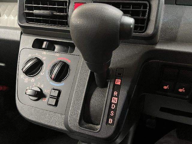 CHIFFON 4WD