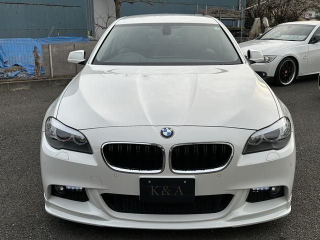 5 Series Sedan