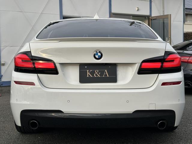 5 Series Sedan