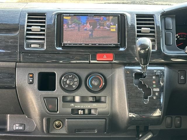 HIACE van 4WD