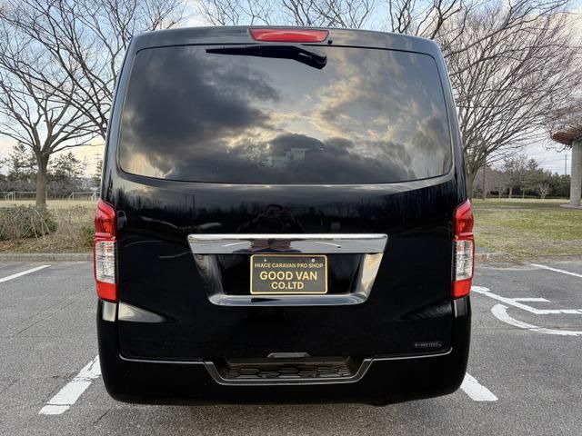 NV350 CARAVAN 4WD