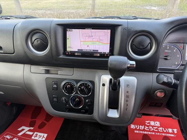 NV350 CARAVAN 4WD