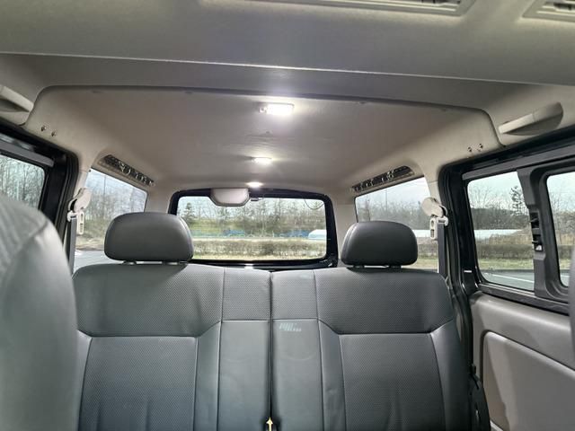 NV350 CARAVAN 4WD