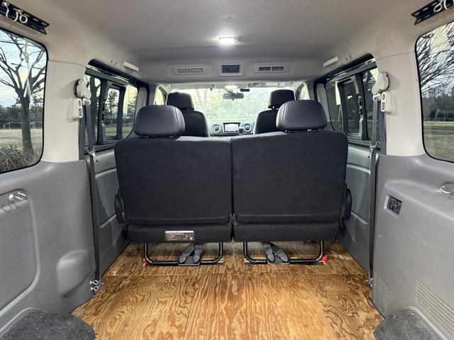 NV350 CARAVAN 4WD