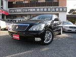CROWN sedan