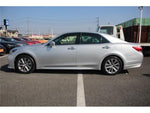 CROWN sedan hybrid