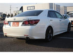 CROWN sedan