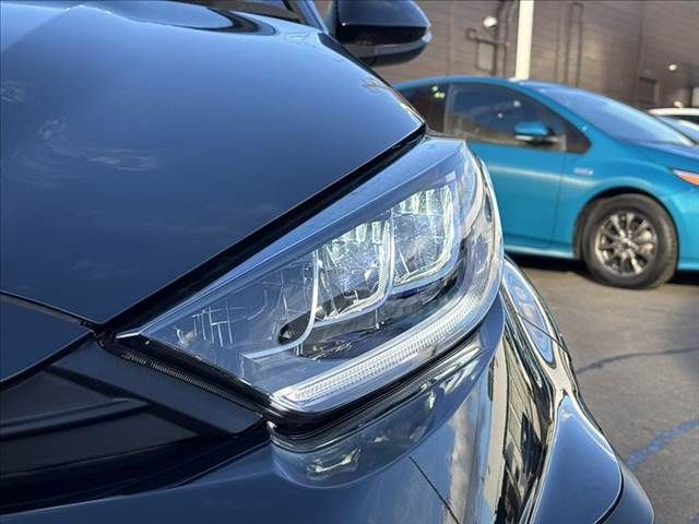 GR YARIS