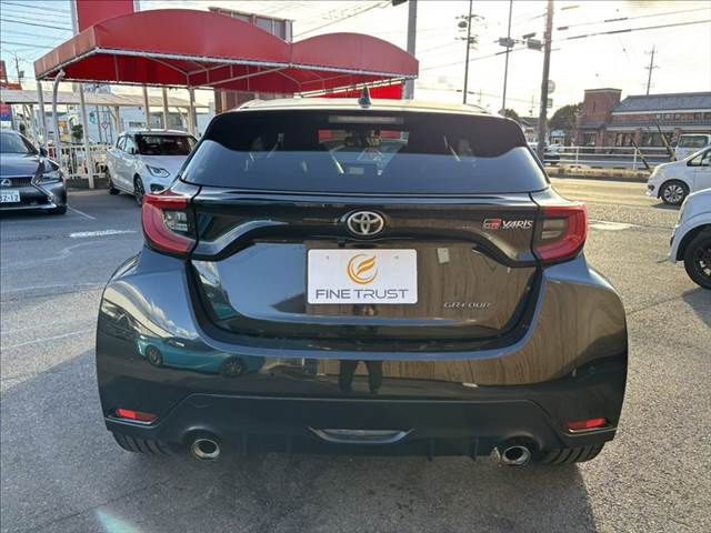 GR YARIS
