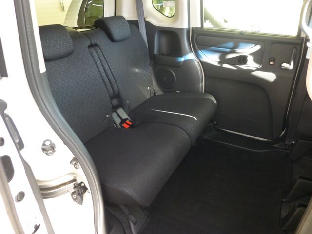 N-BOX CUSTOM 4WD