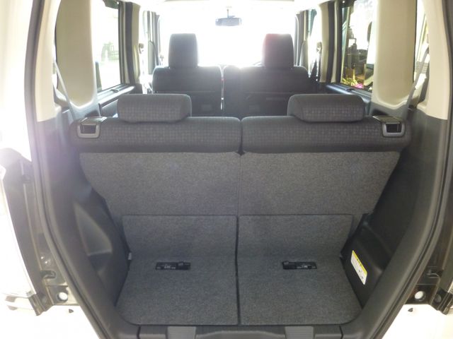 N-BOX CUSTOM 4WD