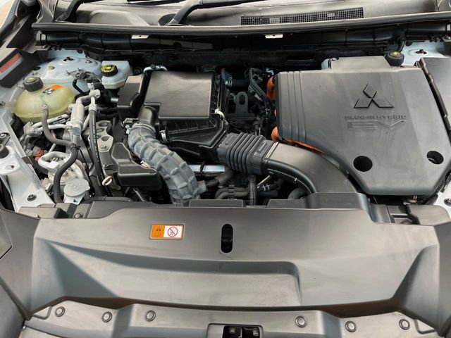 OUTLANDER PHEV