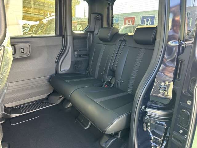 N-BOX CUSTOM