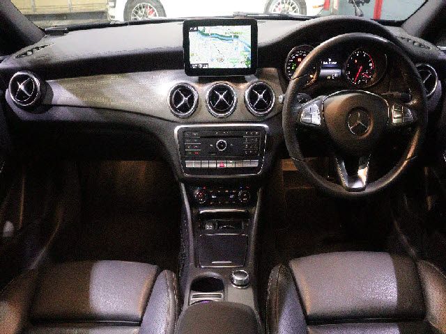 MERCEDES BENZ GLA class