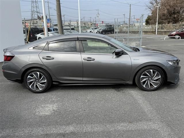 INSIGHT sedan