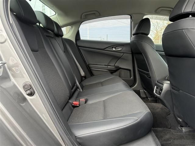 INSIGHT sedan